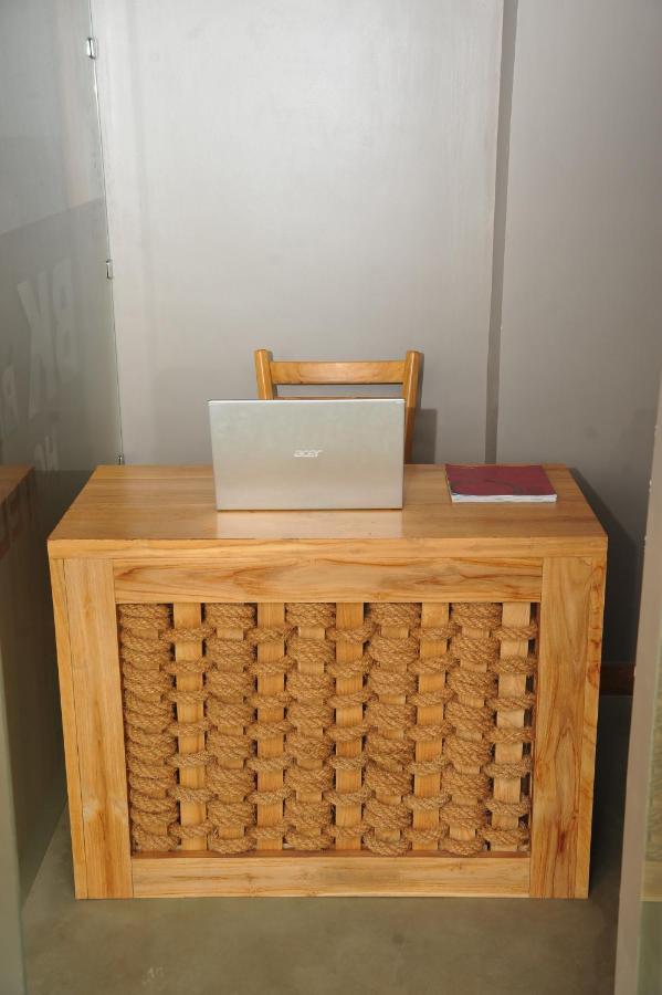 Bk Beach Boutique Hotel - Hikkaduwa Ngoại thất bức ảnh
