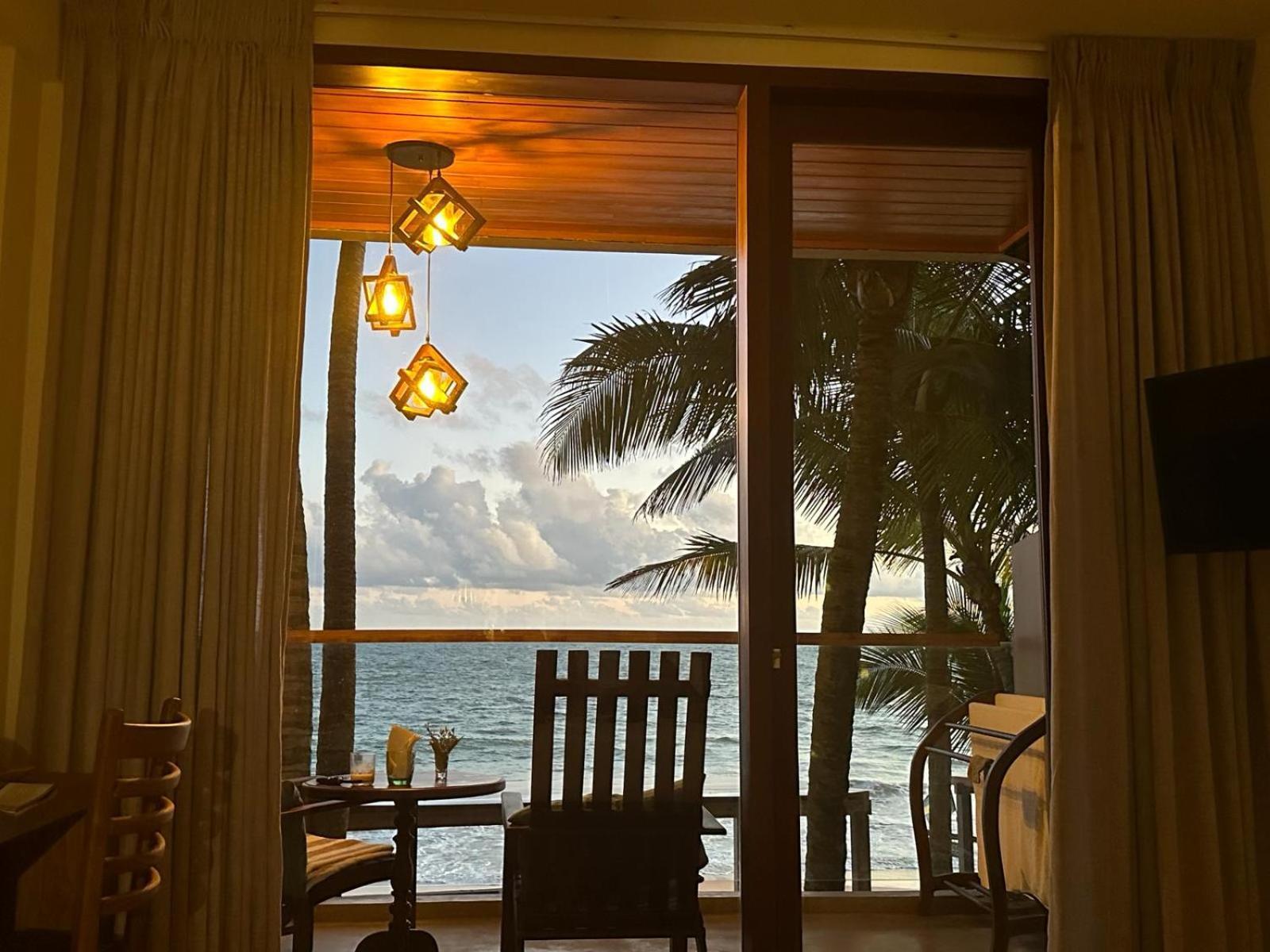 Bk Beach Boutique Hotel - Hikkaduwa Ngoại thất bức ảnh